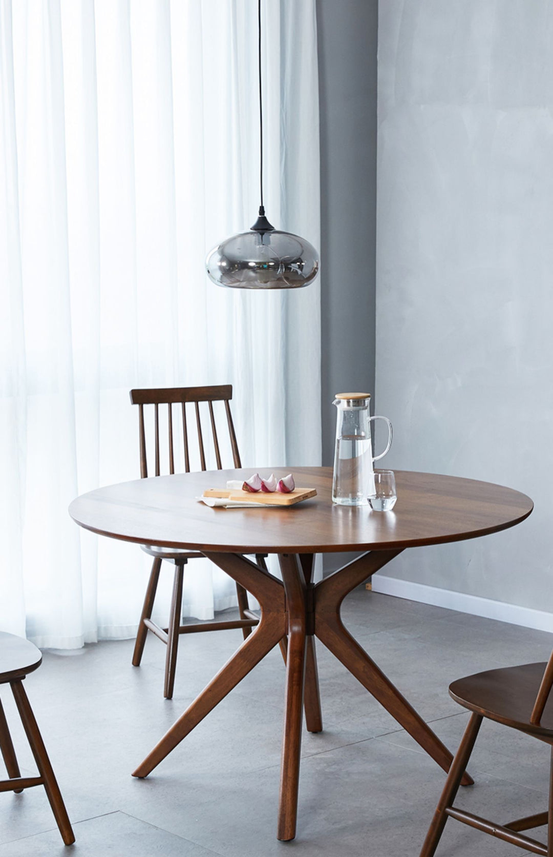 Solid Wood Wishbone Round Dining Table