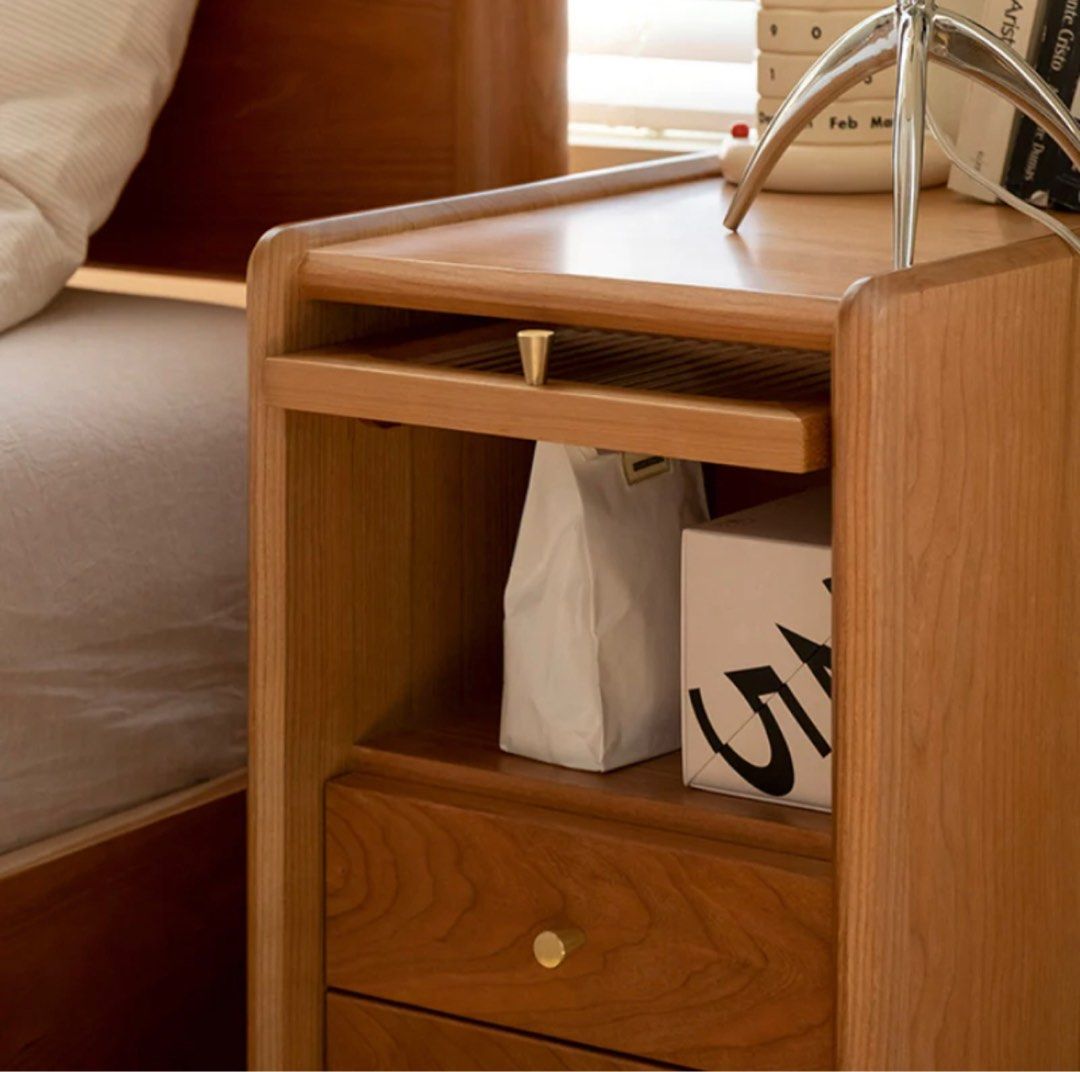 Storage Cabinet/Nightstand