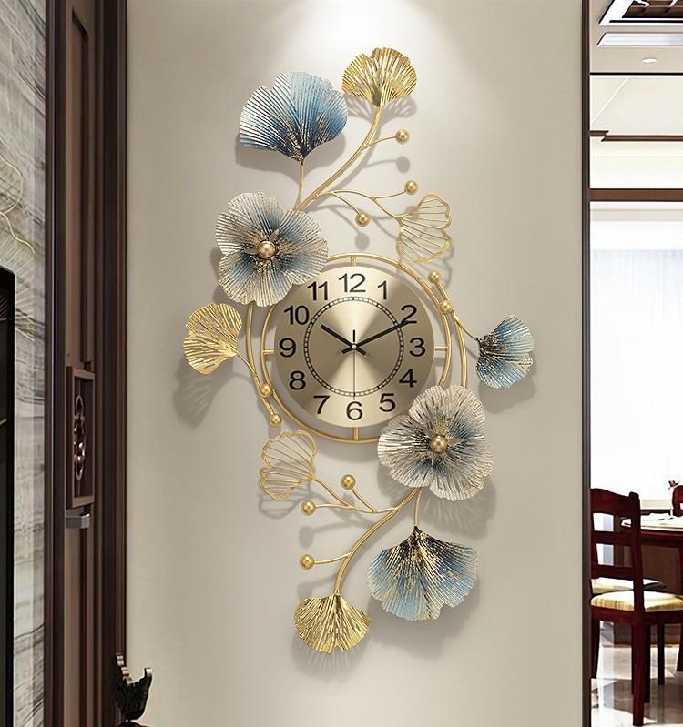 Wall Decor / Metal Art / Clock