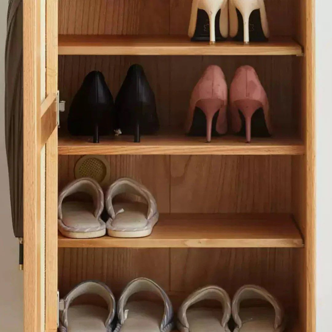 hoe Cabinet