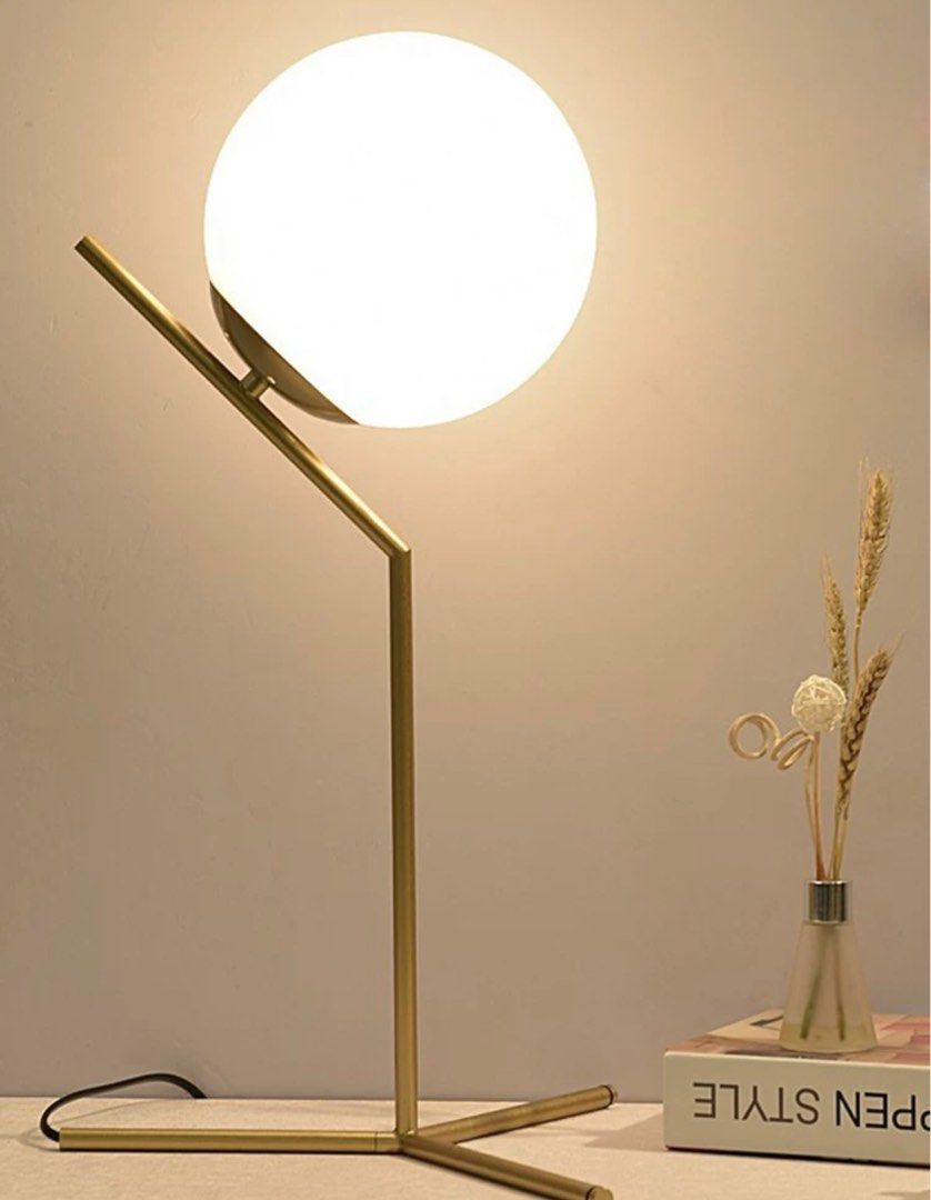 LOHI Table Lamp